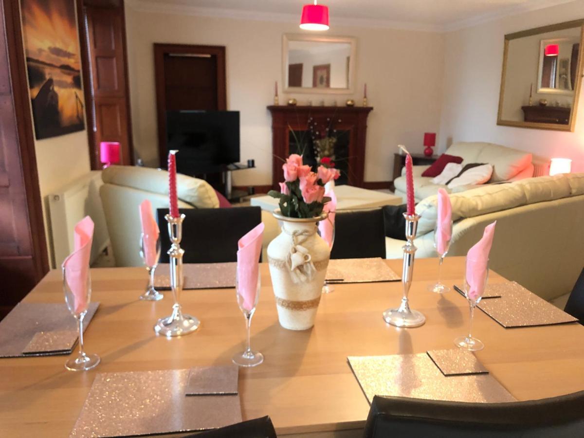 Executive Serviced Apartments 1 Forfar Bagian luar foto